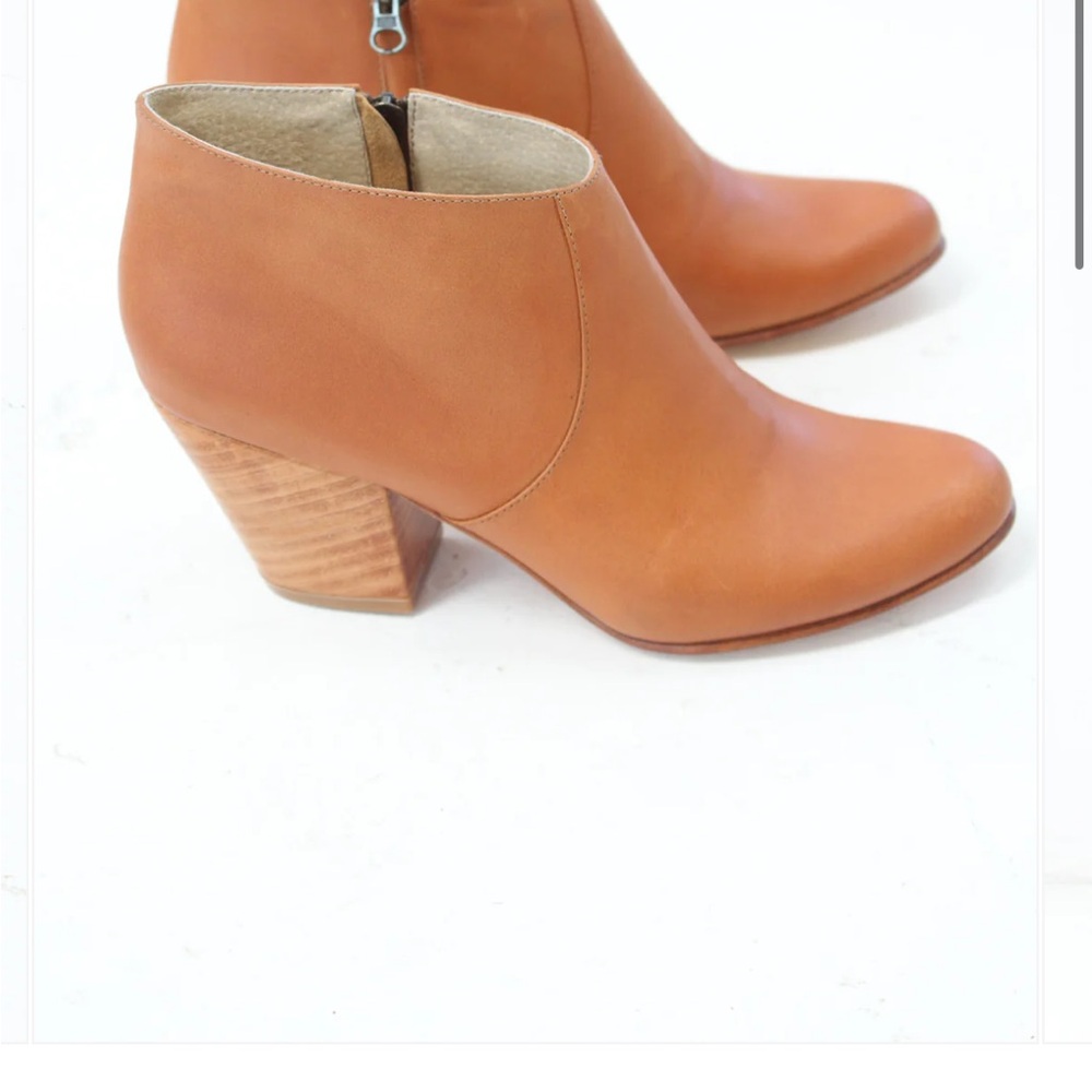 FORTRESS OF INCA Leather Ankle Booties in Scotch, size 37 (US 6.5-7)